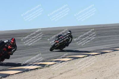 media/Oct-13-2025-Moto Forza (Mon) [[a66d839500]]/3-B Group/Session 2 (Bowl)/